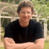 Tomasz Hollanek